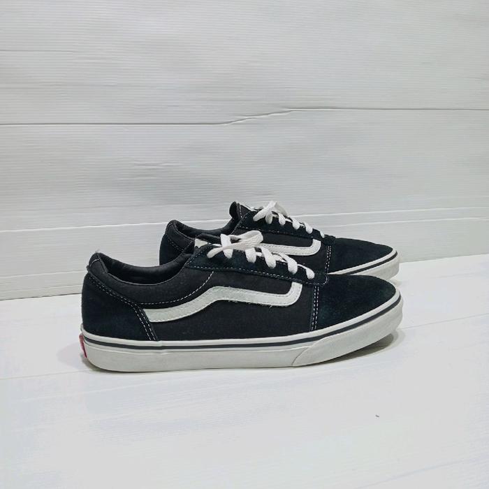 Vans size 39 // 250 cm, fit 40,second,kulit,vietnam