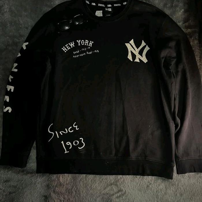 Crewneck NewEra NY Black since 1903