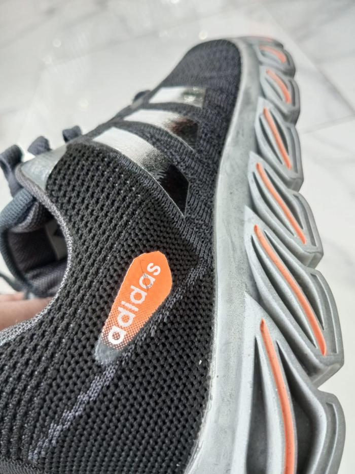 Sepatu Branded Adidas Sport Size 40 (Second)