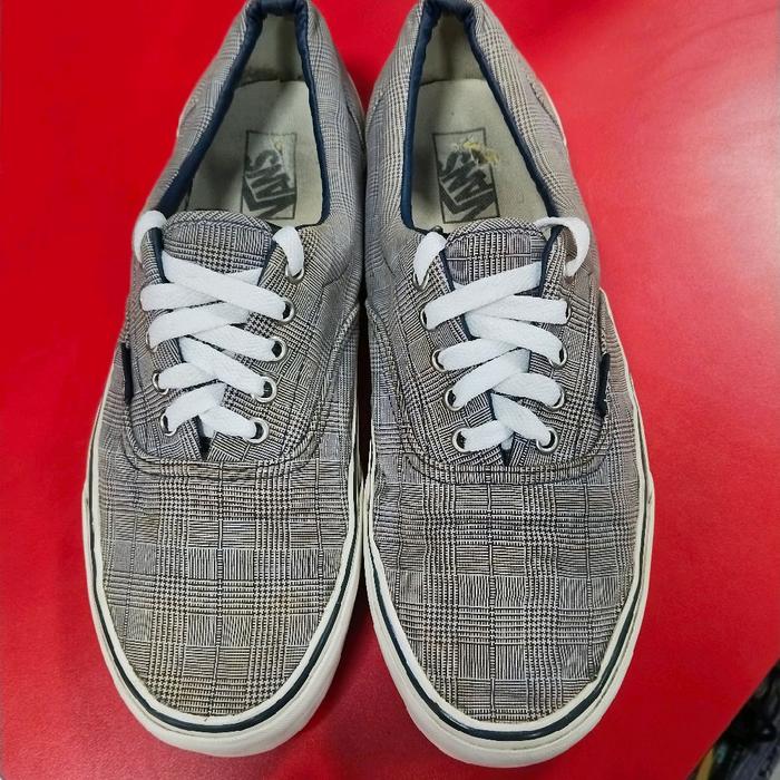 sepatu Vans autentik size 45 insoel 29cm second