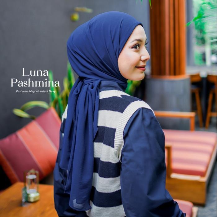 Skyshop Hijab Luna Pashmina Magnet By Monel size 180x75 Bahan Chiffon Crinkle Airflow Kerudung Polos
