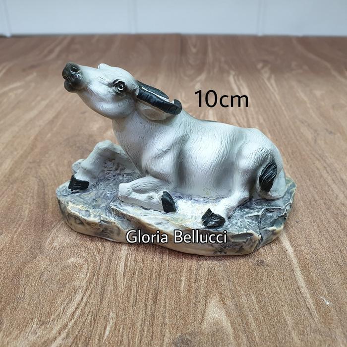 patung pajangan miniatur shio kerbau 12 shio kebo medium