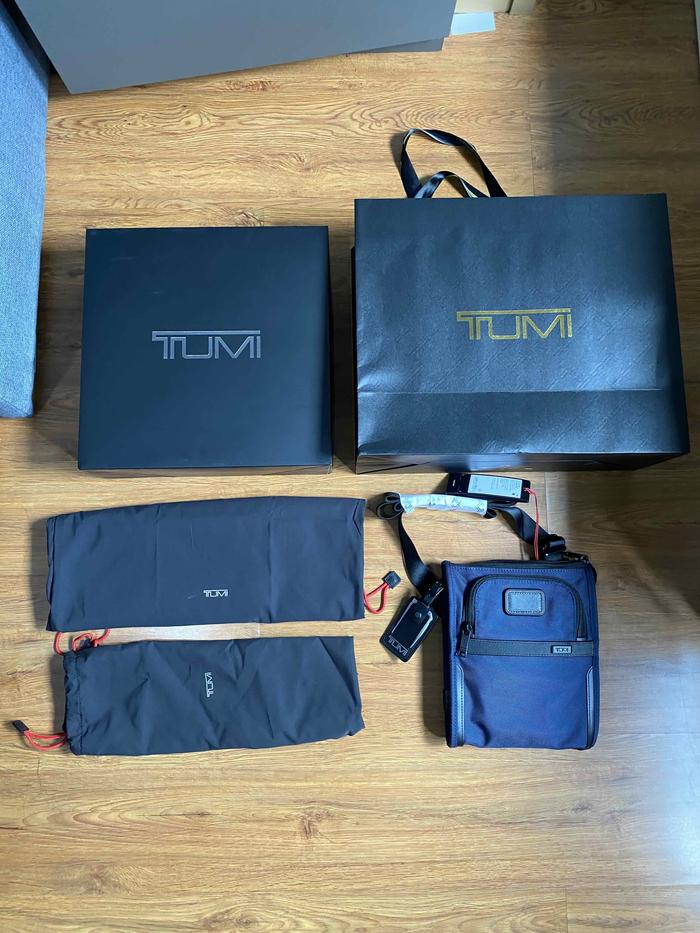 TUMI Alpha Pocket Bag Small - NEW & ORIGINAL (Belum di Emboss)