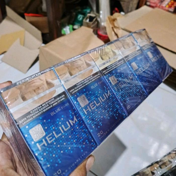 sarung pria dengan variasi helium blue Muslim