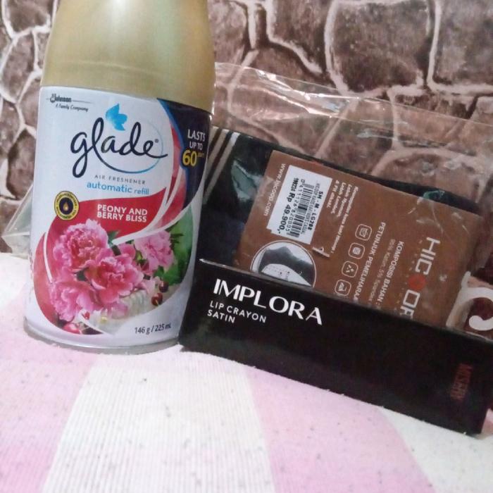 Glade automatic refil 225ml *hicop kaos kaki pria motif *implora lip crayon sati