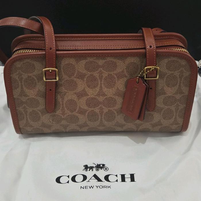 Swing Zip Bag Signature COACH for Women - ORIGINAL 100%