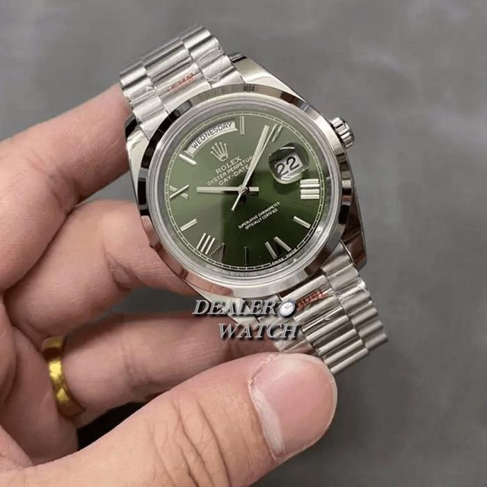QF Factory RolexDay-Date Green Roman Dial Smooth Bezel SS Bracelet 40mm Tungsten 228206