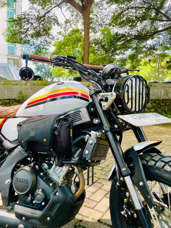 Side Bag XSR 155 Tas Motor Inzta Scrambag 1 set kondisi second