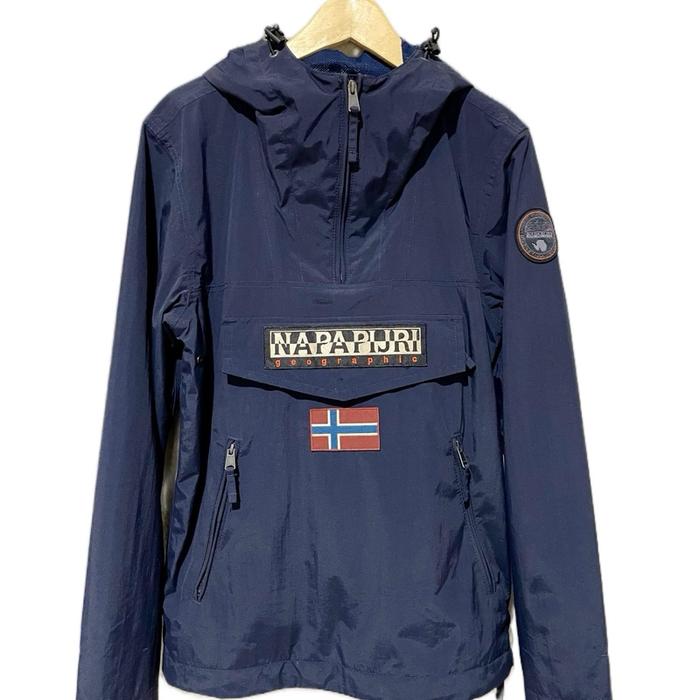NAPAPIJRI RAINFOREST SUMMER DOUBLE POCKET TAPED SEAMS