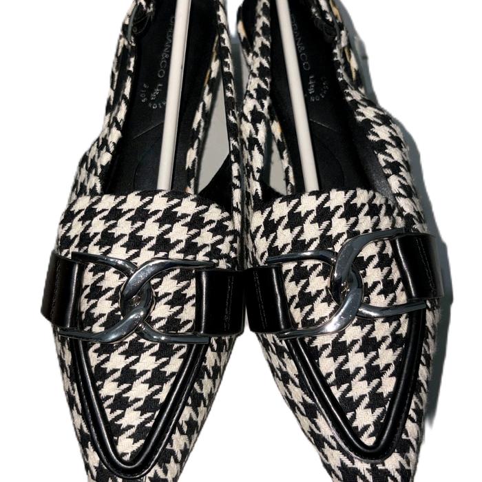 Sandal flastshoes heels Urban N Co blackwhite Wanita