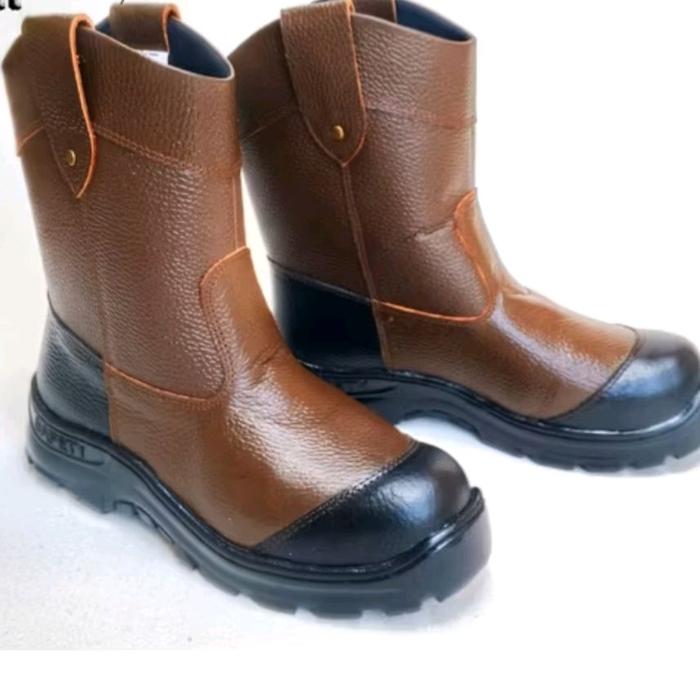 sepatu safety joger/kruser kerja proyek