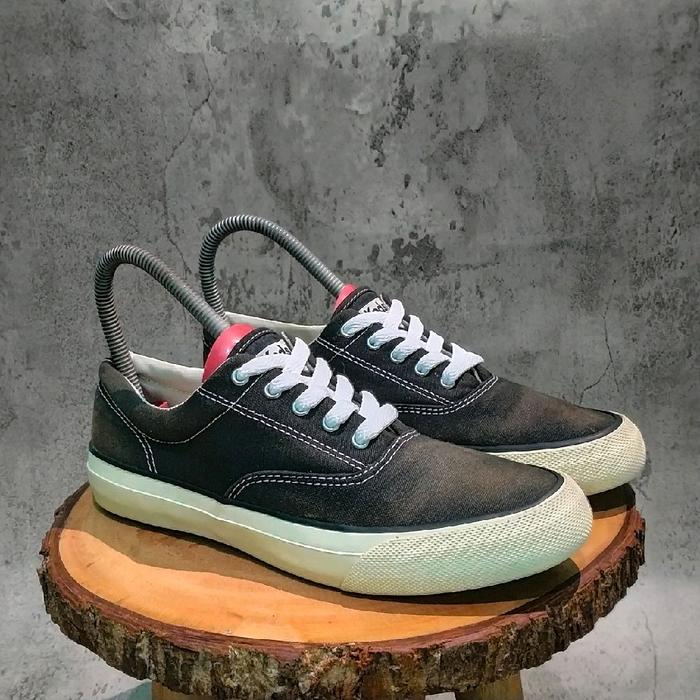 Sepatu Wanita preloved keds original size 37