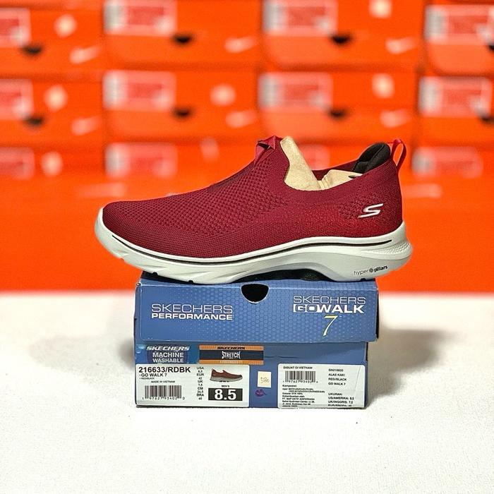 SEPATU PRIA SLIP ON SKECHERS GO WALK 7 RED ORIGINAL (216633/RDBK) Shoes Flat