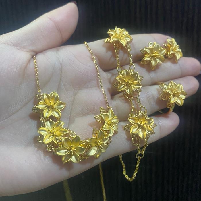 Set komplit bunga Kendari replika emas asli