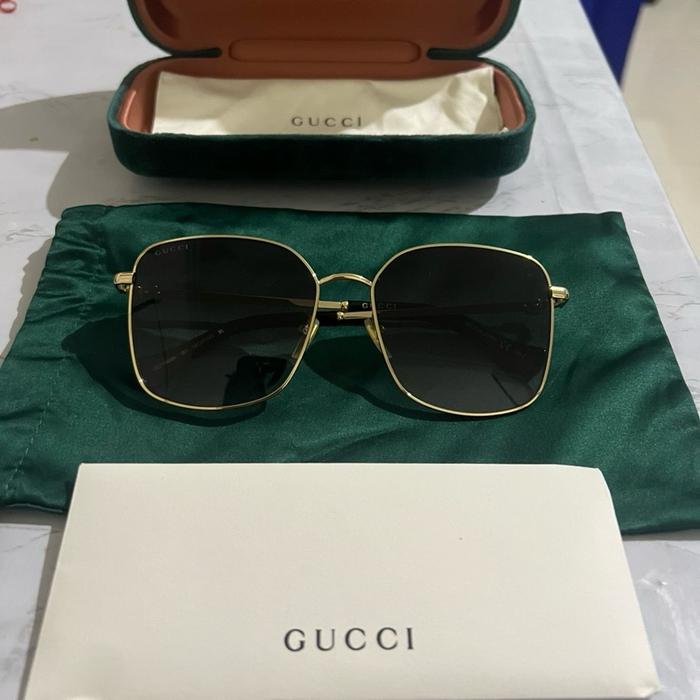 Gucci square frame sunglasses