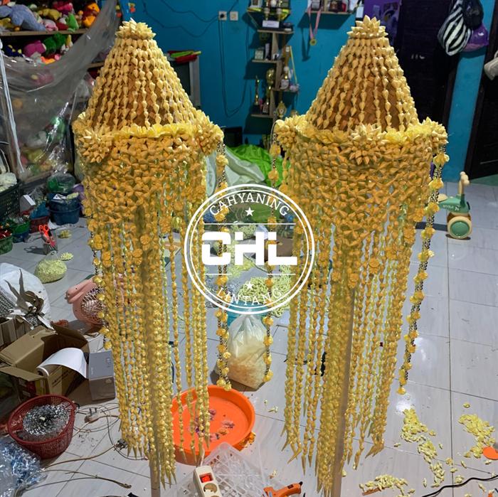 tiang dekorasi pelaminan full melati kerucut
