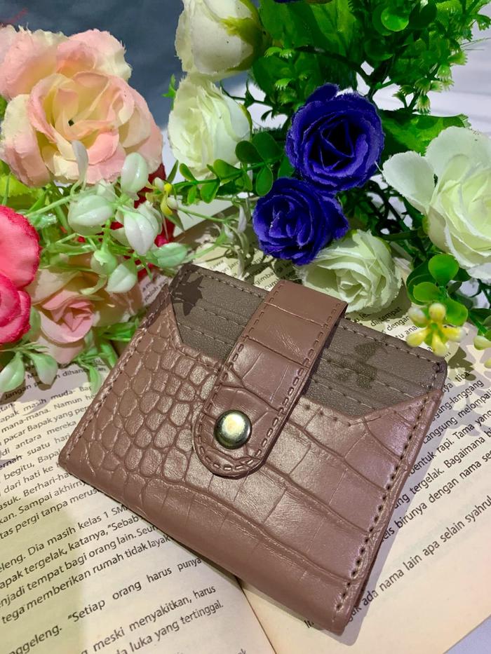 Lucienne-Dompet Kopisusu Wanita Elegan