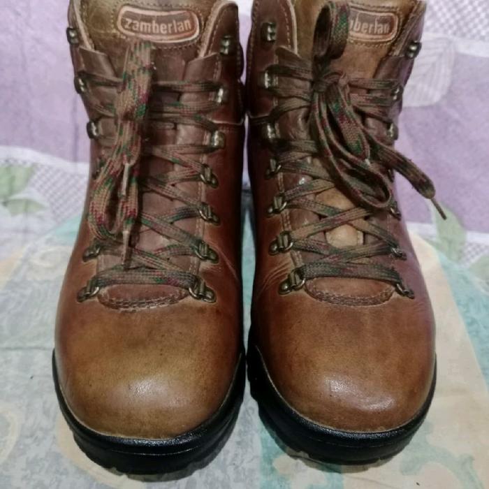 Sepatu Boots Gunung ZAMBERLAND Coklat Model Higt