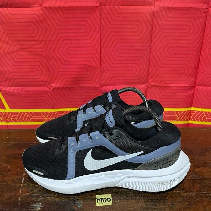Sepatu second ori nike vomero 16 size 40,5