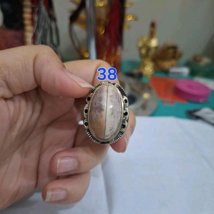 Cincin kelor kristal  Uk 38 Batu akik fosil  Limited edition  Barang terawat  Pemakaian pribadi