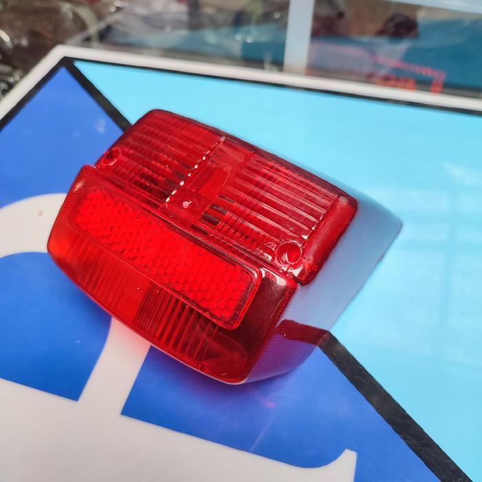 MIKA STOPLAMP VESPA SUPER SPRINT LAMPU STOP VESPA KOTAK SUPER SPRINT