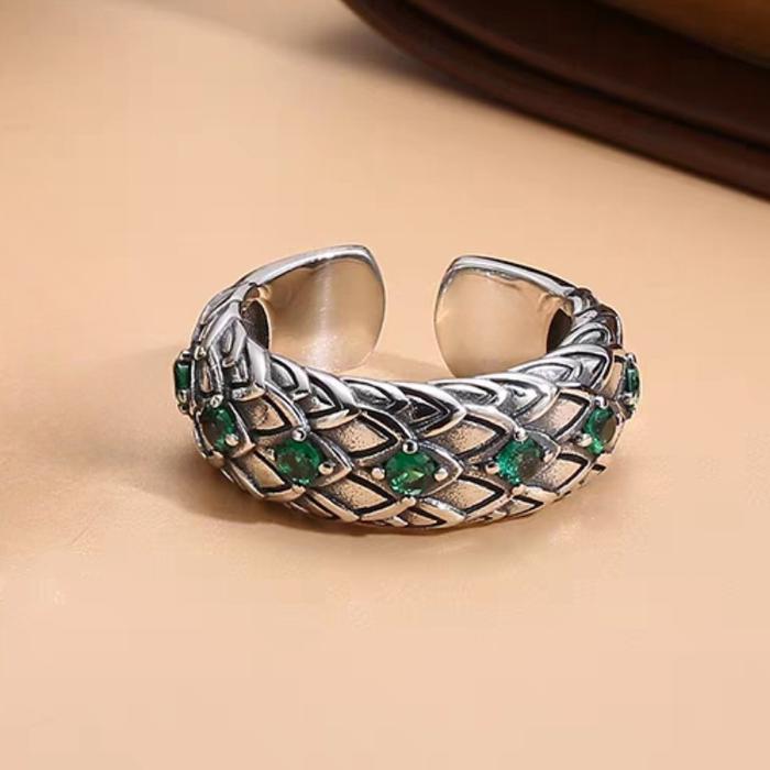 LR-1360 Cincin Perak Pria Thailand - Cincin dengan Motif Naga Retro dan Taburan Berlian, Tahan Karat