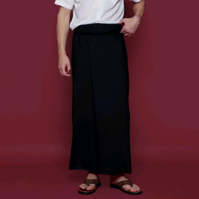 Al Achwan Sarung Motif Tenun Etnik Hitam untuk Pria dan Wanita