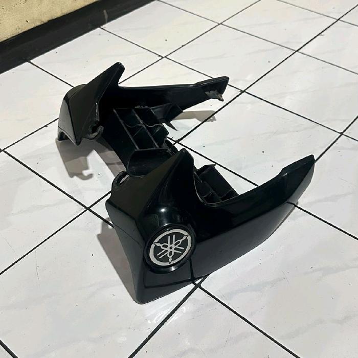 Sayap Tangki Yamaha Byson Hitam