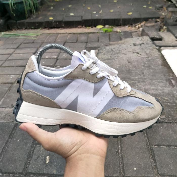 sepatu second new balance 327