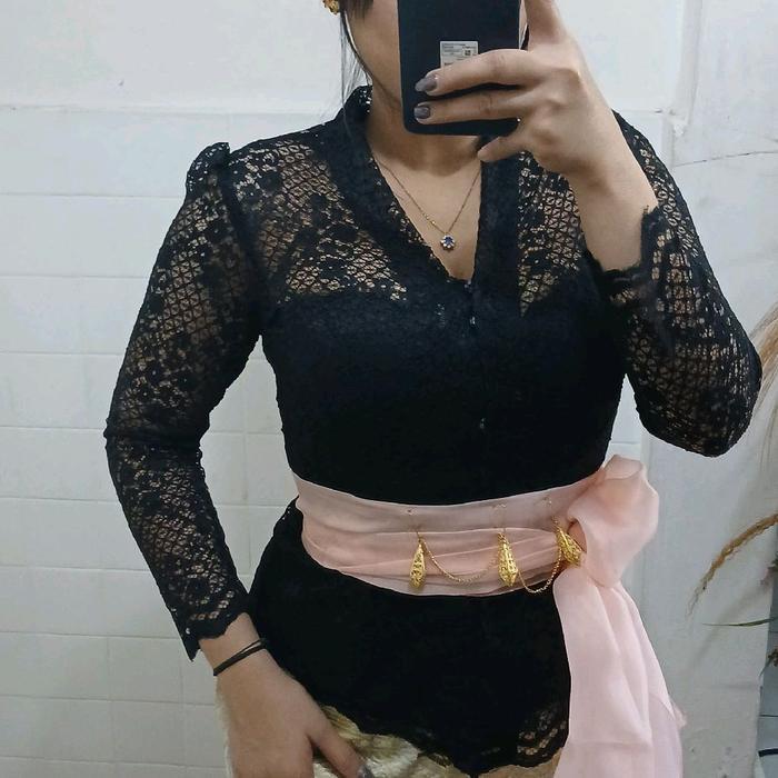Kebaya Brokat Import Wajik Hitam Dan Putih