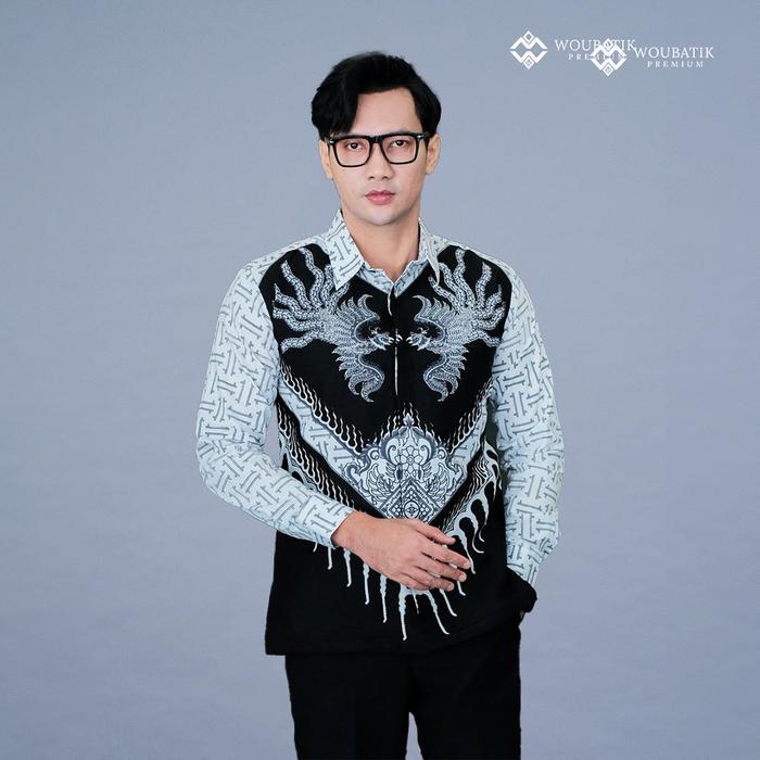 WOUBATIK - Kemeja Batik Slimfit Lapis Furing Sanggit Warna Hitam Putih - KP 510