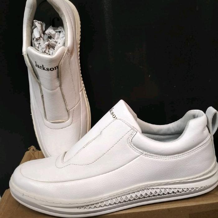 Jackson Sepatu Sneaker Pria Wanita Putih Flat Shoes Kerja Kasual Snekers