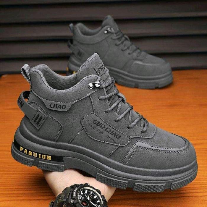 Guo Chao Sepatu Pria Model CHAO dengan Desain Fashion dan Nyaman untuk Aktivitas Sehari-hari