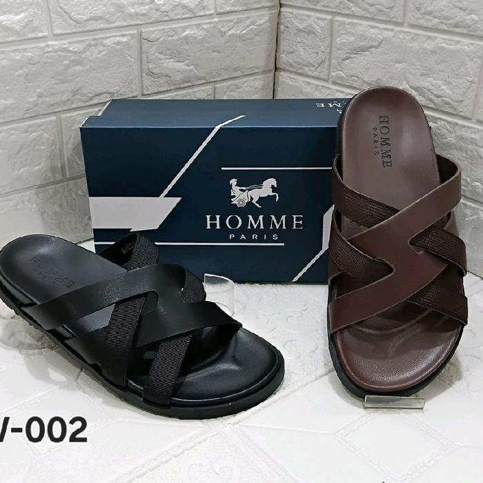Homme Paris Sandal  Kulit sintetis Pria Sejati V-002 Terbaru Enak Empuk Cocok Untuk Casual