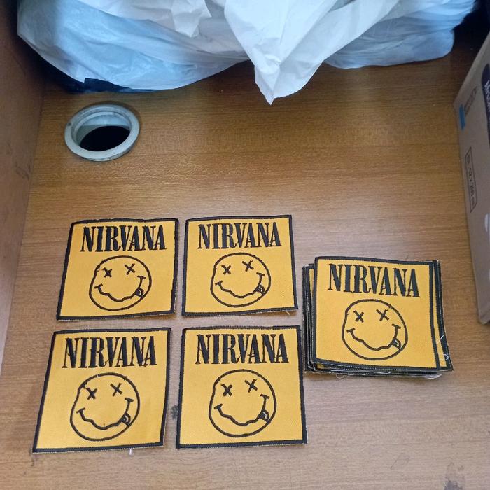 BADGE LOGO MUSIM N1RV4N44 UK 9X9