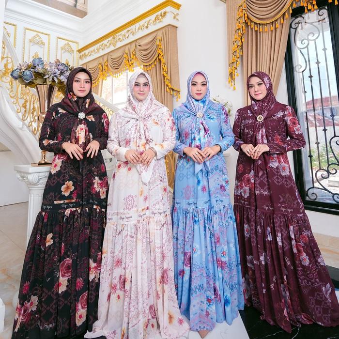*AZZURA Series by*  @alya_syari_official   Dress ceruty digital printing bertuliskan ALYA