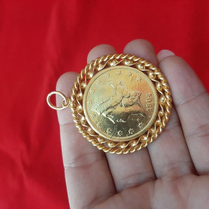 Liontin koiin ringgit jam jumbo aksesoris tempahan tukang