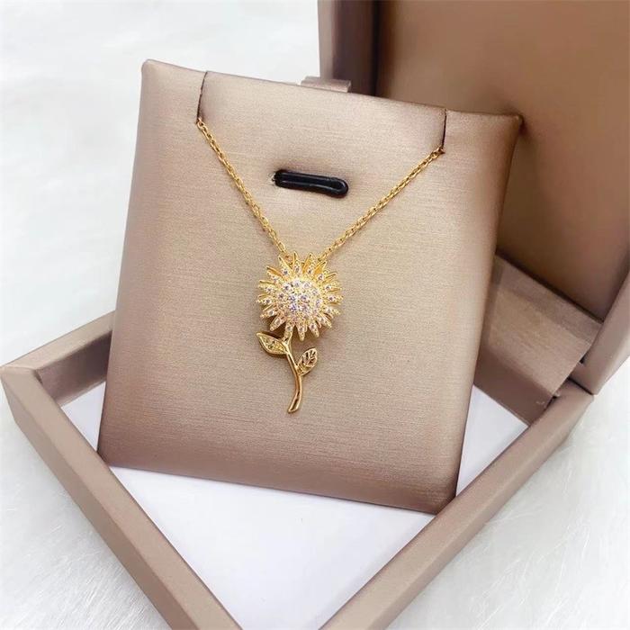 Exquisite Fashion Sun Necklace Classic Personality Rotatable Hope Flower Simple Public Clavicle Chai