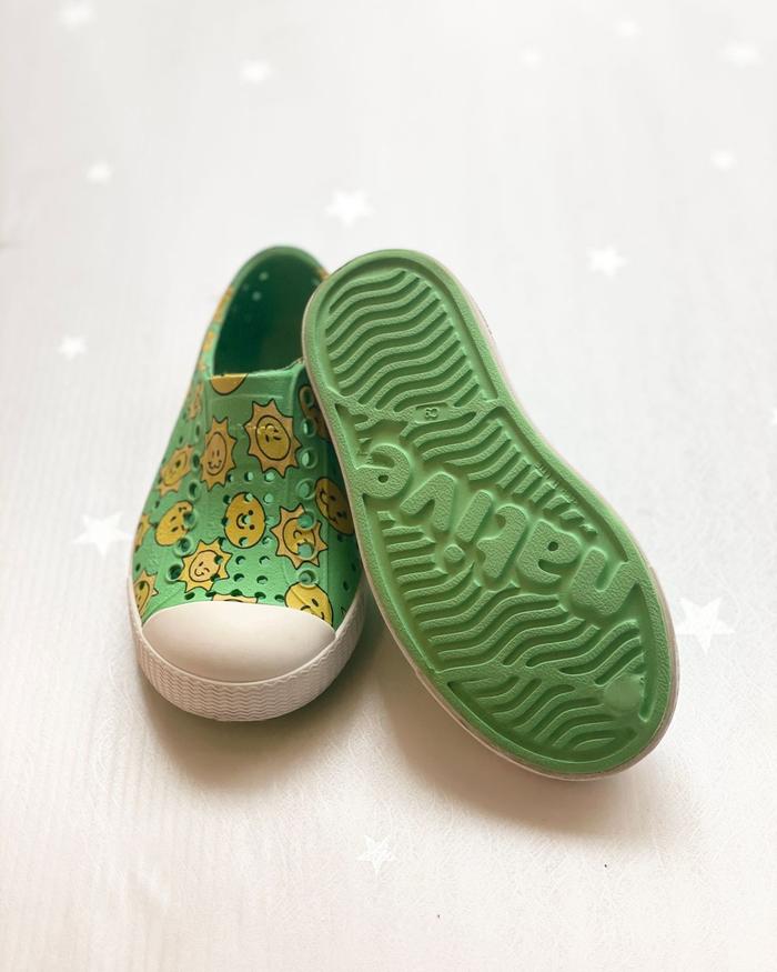 Native Shoes Kids - Green motif matahari