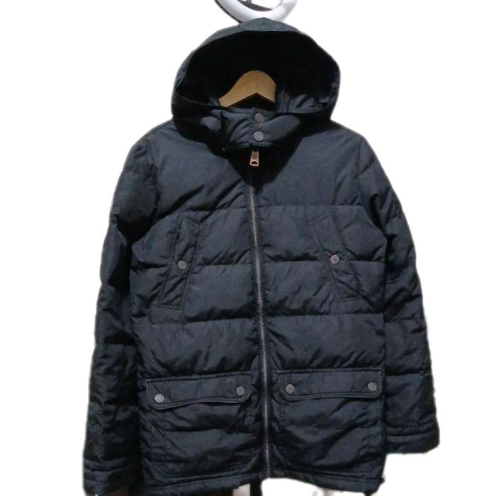 Jacket bulu angsa CALVIN KLEIN second Original warna hitam pekat seperti baru semua embos size L LD 