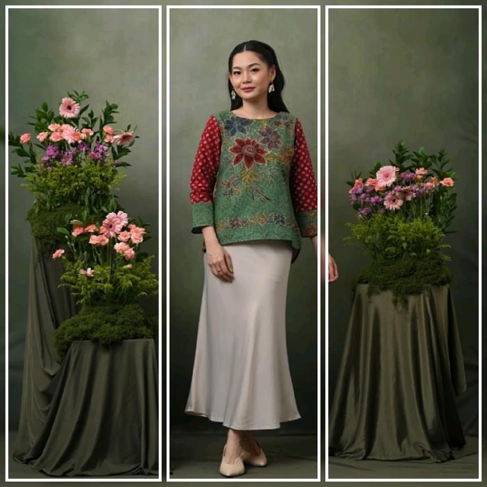 [Preloved] NONA RARA - REMBULAN ENCIM, Batik Cap Garut, Blazer Outer Batik, Baju kerja batik blouse 