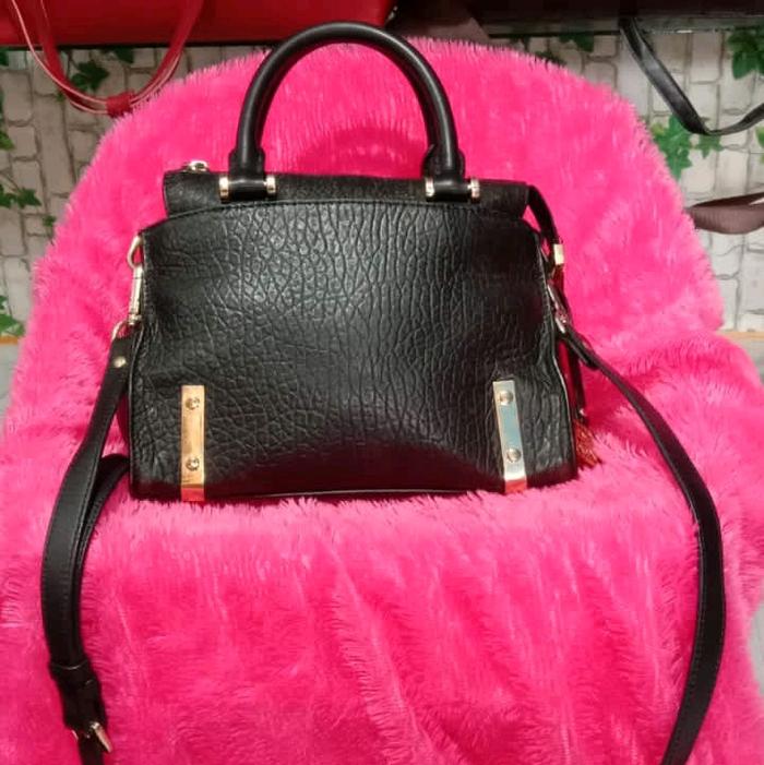 tas pesta KH Design Mantul