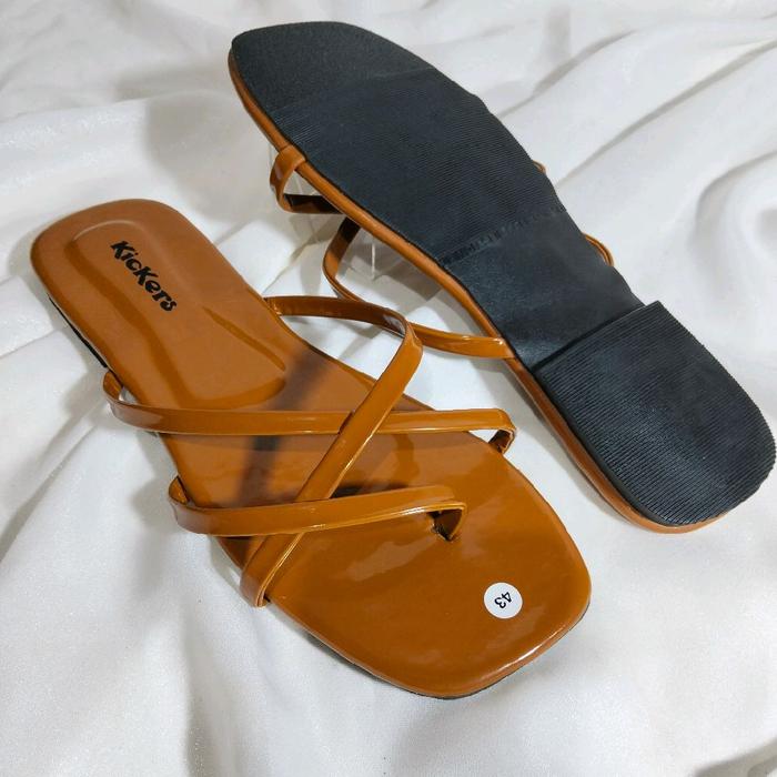 New OLLIVIA Big Size 37-44 Sendal Cewek teplek Sandal Wanita Kickers Jepit jempol kekinian outsole K