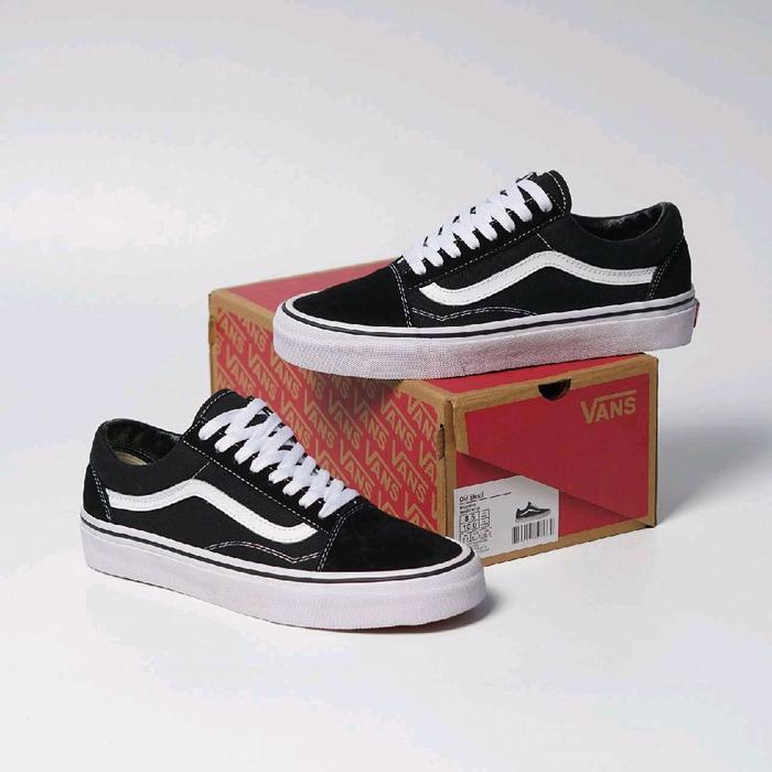 Vans Sepatu Old School Pria Wanita Hitam Putih Kualitas BNIB (Brand New In Box)   •Authentic Guarant