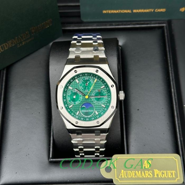 AP CALENDER AudemarsPiguet Watch Royal Oak 26574ST Green Dial 41mm