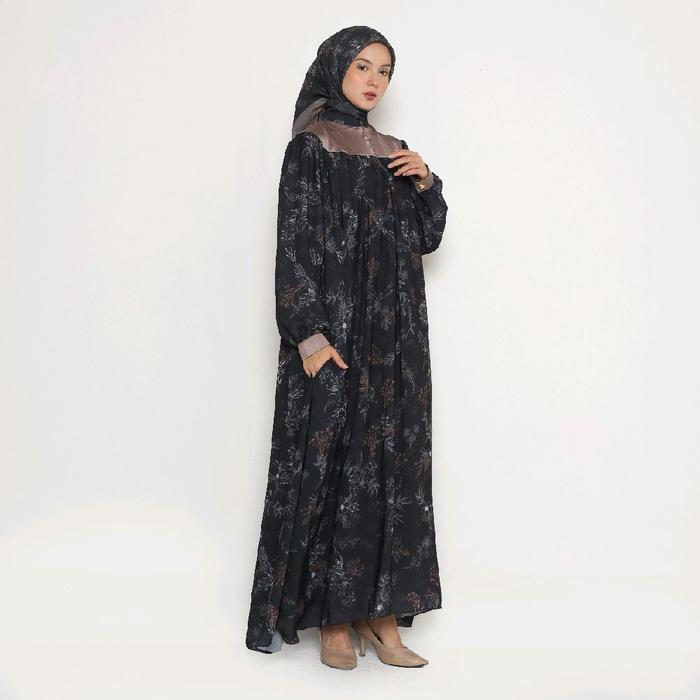 QueenD -Aurelia Gamis Series