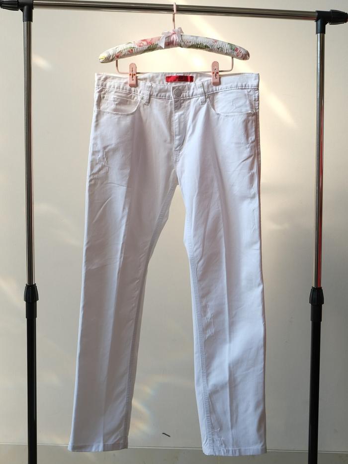 HUGO BOSS PLAIN WHITE JEANS