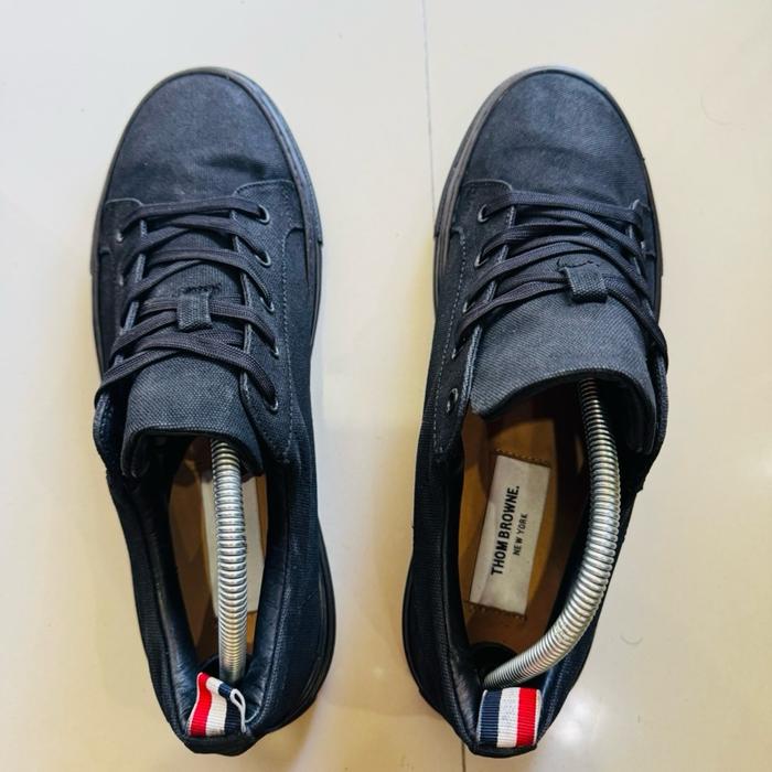 Thom Browne Sepatu TB Size 9 43 Full Black Casual Shoes Keren untuk Pria