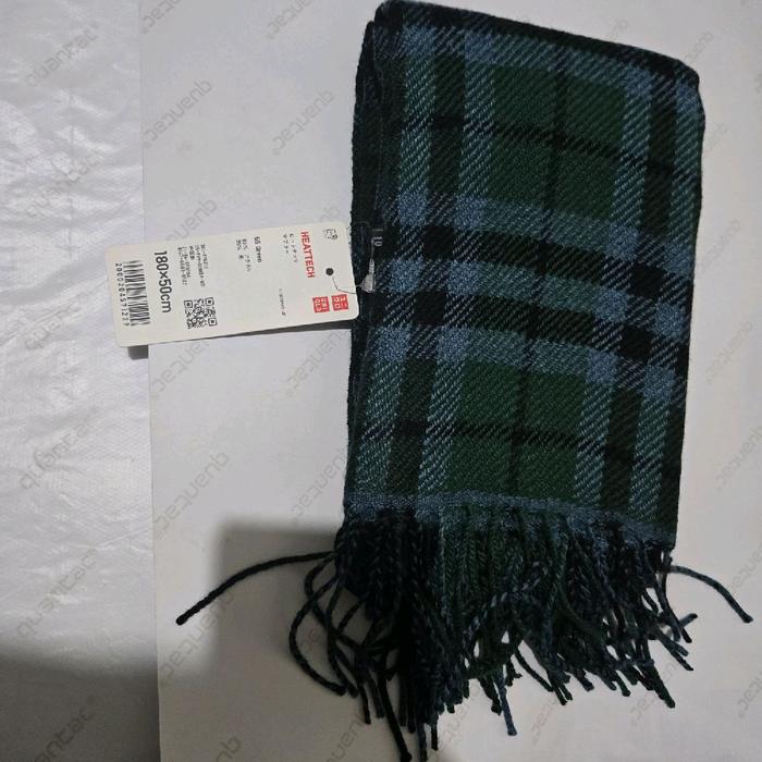 Syal Muffler Heattech UNIQLO JAPAN Original Handcarry Jepang Price Tag Lengkap