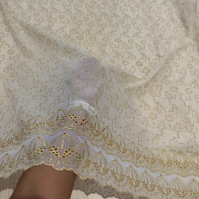 Sifon embroiderry metalic ukuran 1,4 x 1,5 m Dengan metalic silver  dan metalic gold di setiap helai